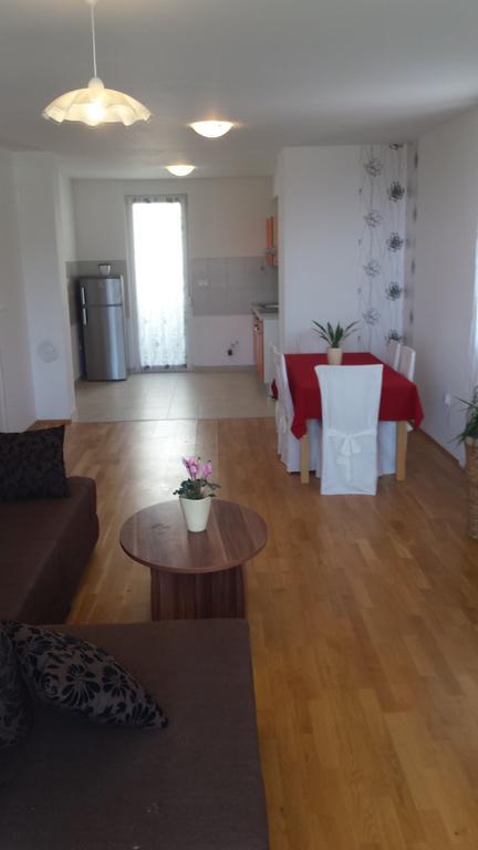 Apartment Kristijan Makarská Pokoj fotografie
